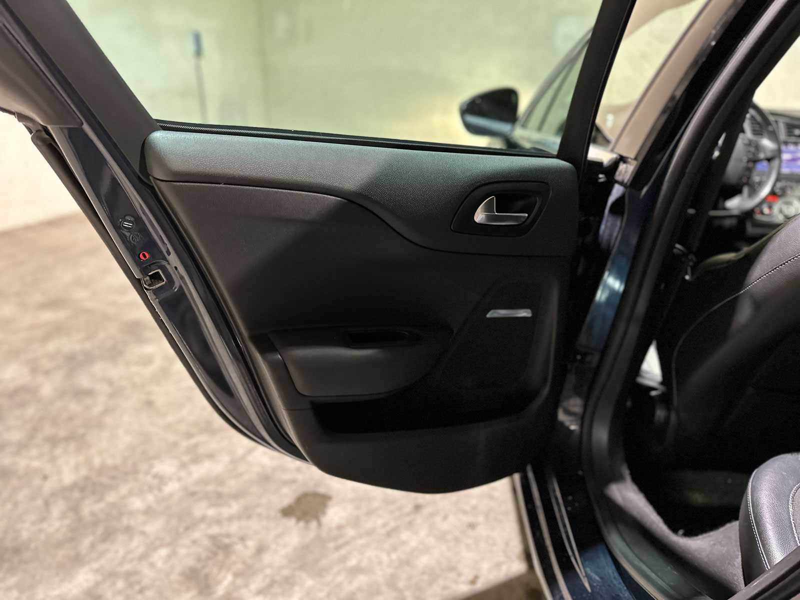 Citroen DS4 1.6 VTi So Chic 120pk 2011 (Origineel-NL), 32-RSX-3