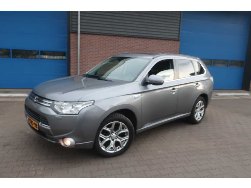 Mitsubishi Outlander 2.0 PHEV Instyle, 2-THS-98