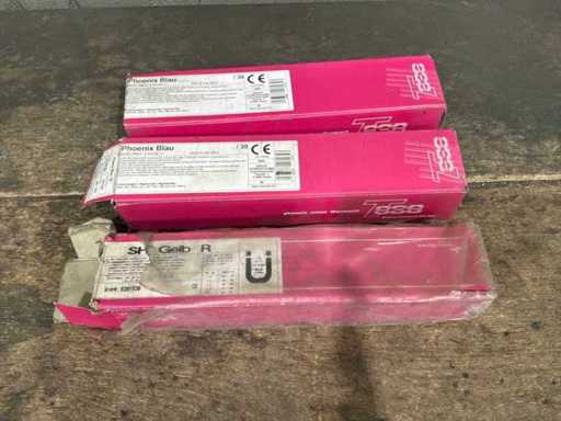 Verschiedene Schweißelektroden (3x)