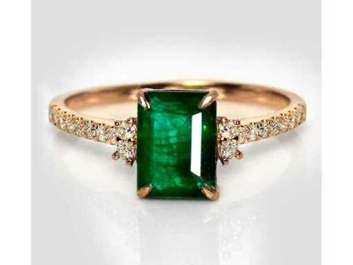 Luxury Ring Natural Zambia Intense Green Emerald 2,80 Karat
