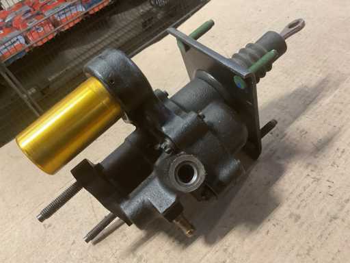 Hydraulic cylinder assembly