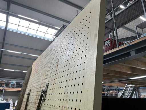 Verticale opspanwand
