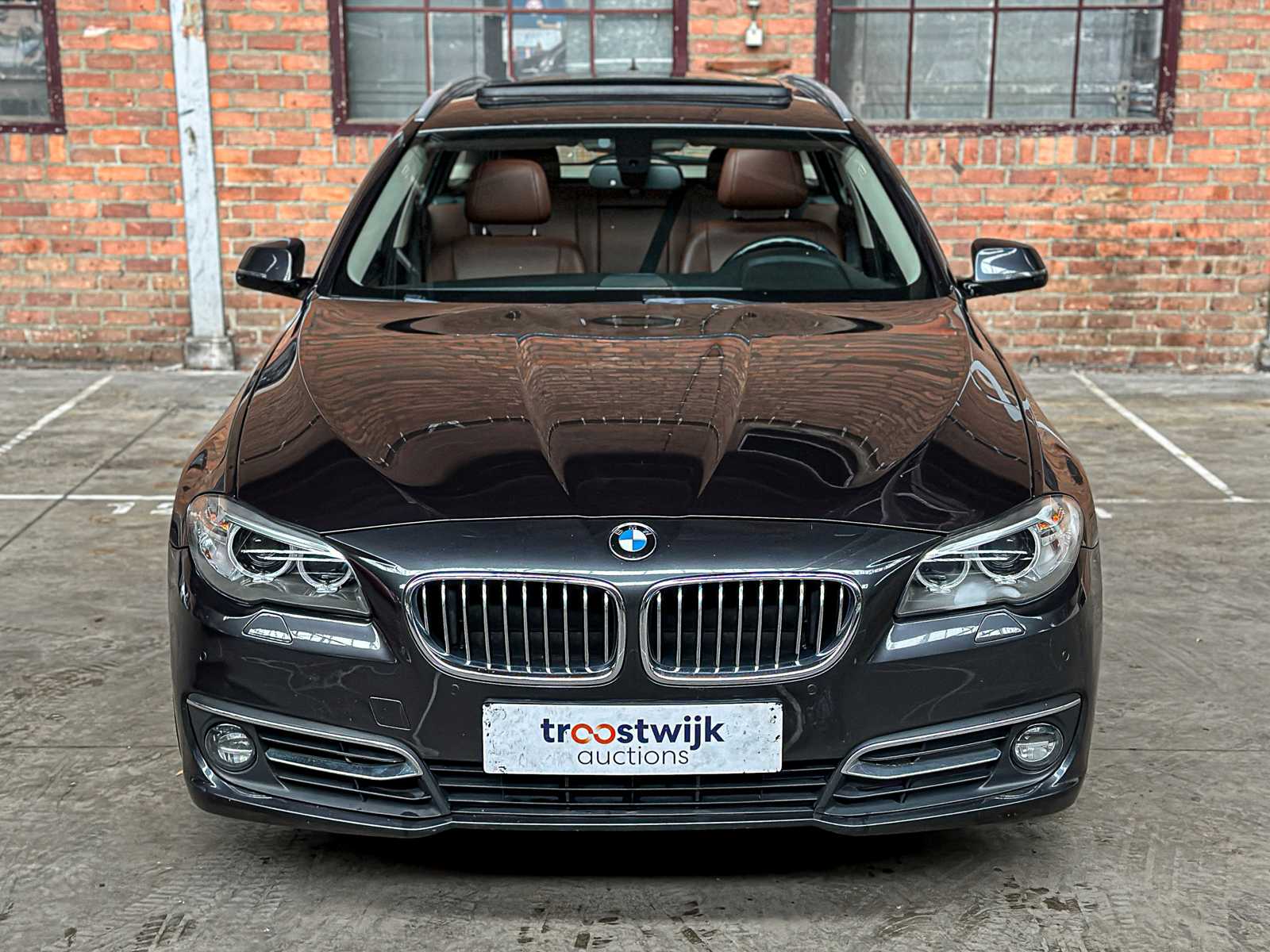 BMW 528i Touring Luxury Edition F11  245pk 2014 5-serie, 6-TZT-71