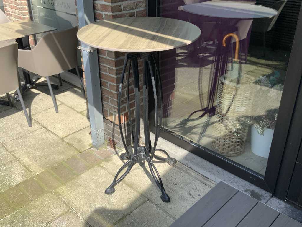 Table debout de terrasse