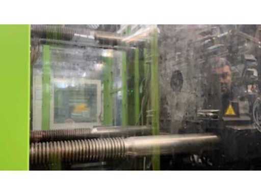 7b36fc58-9f71-43ce-b3a1-a9993c2e6128.mp4