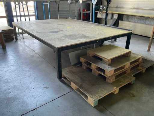 Stage | 365x248x74 cm