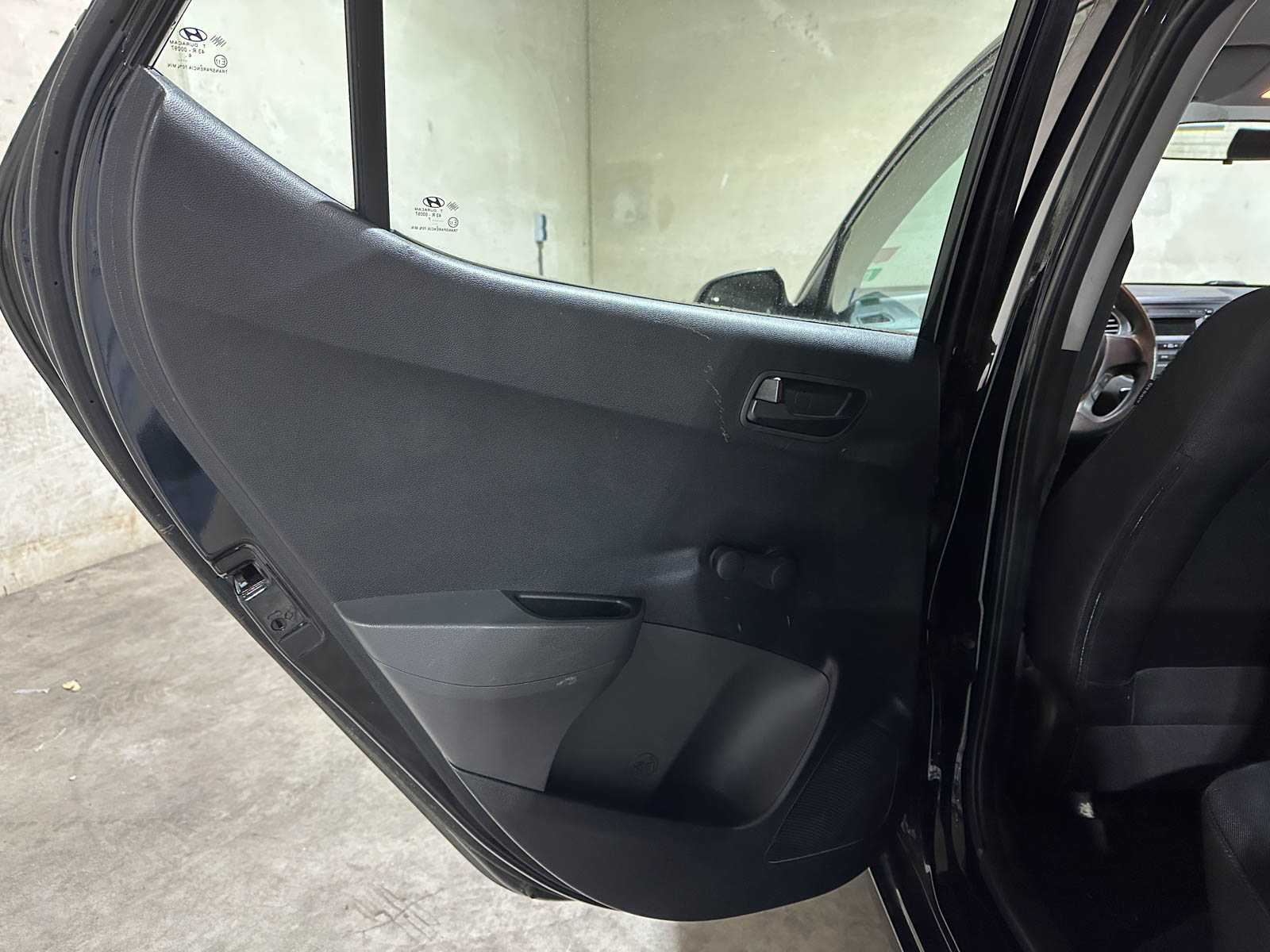 Hyundai i10 1.0i i-Motion 67pk 2018 (Origineel-NL), PX-587-K