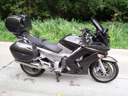 Motociclet? Yamaha FJR 2011