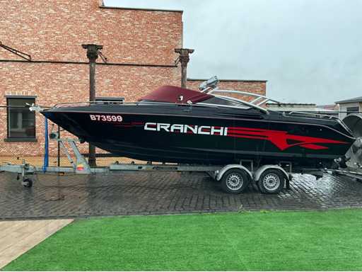 Cranchi speedboot incl trailer - 590h - vernieuwd interieur
