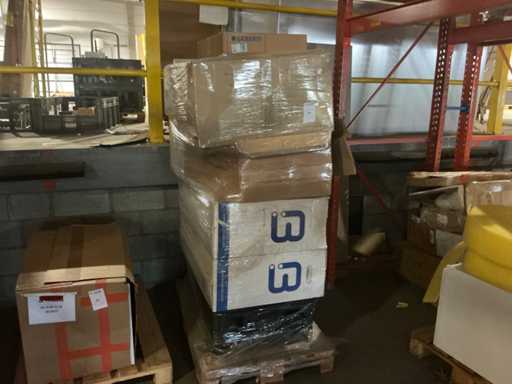 Batch of various installation materials