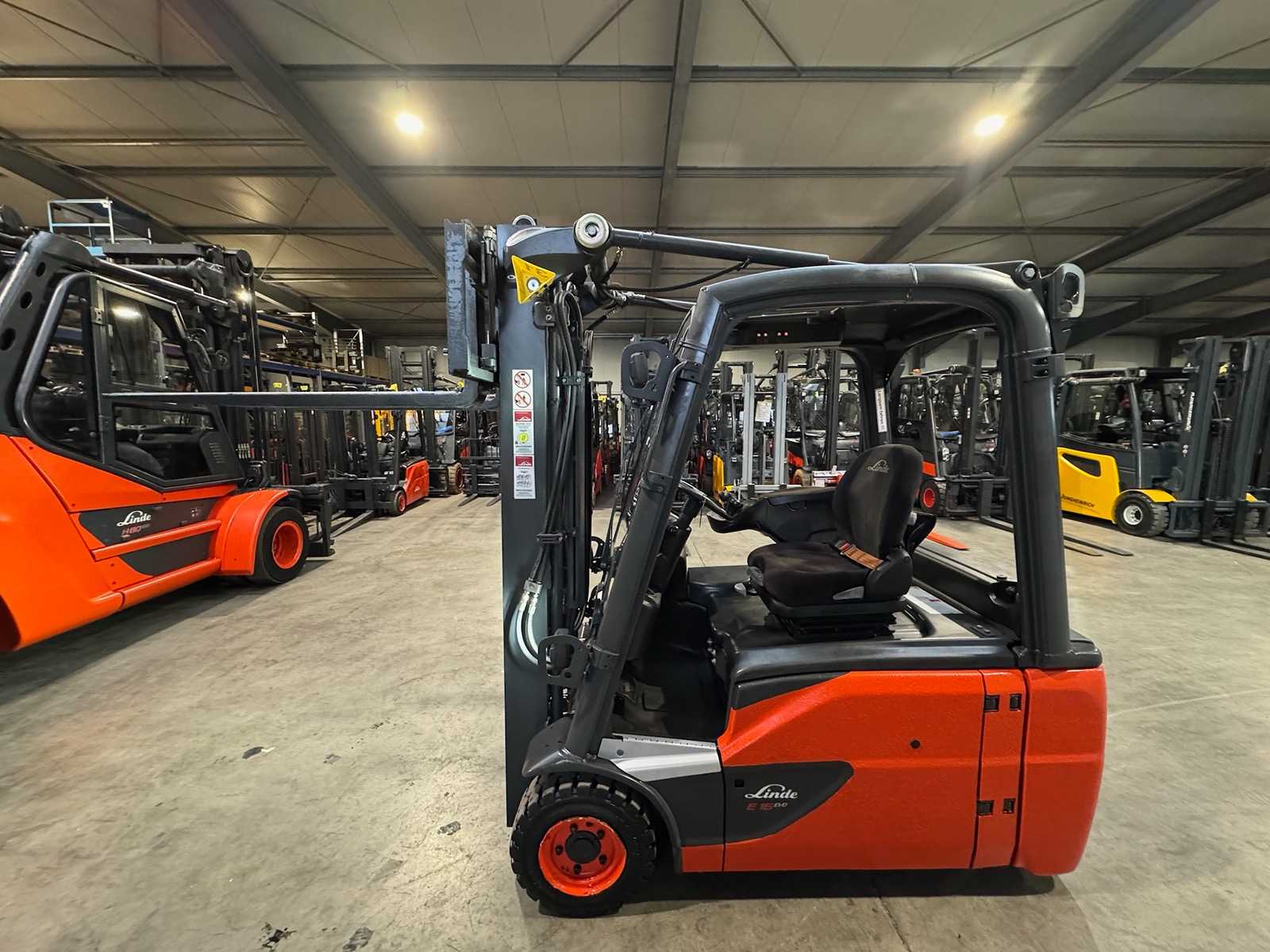 2020 Service + UVV 11/2026 Linde E16L 1,600kg 3rd + 4th valve duplex free lift electric forklift 9,602 hours