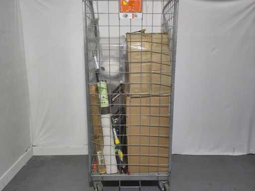 Rolcontainer met diverse producten