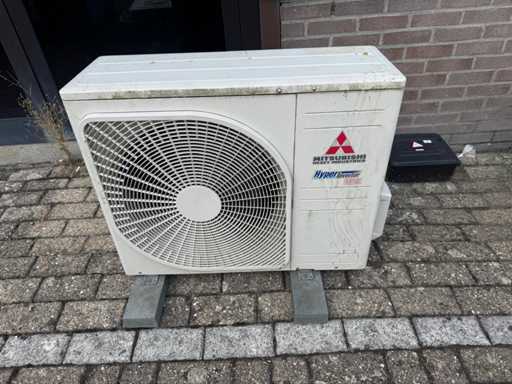 Mitsubishi Klimaanlage Innen- + Außenanlage