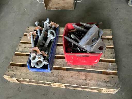 Various hoisting and fastening materials