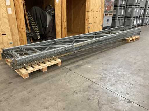 Batch pallet racking