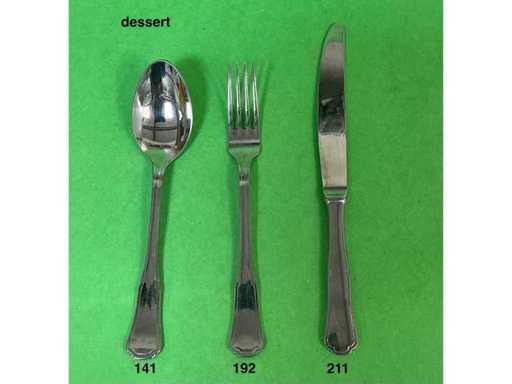 Cuillères, fourchettes, couteaux en acier inoxydable 2490x