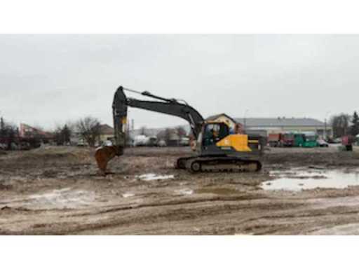 77e151a3-b808-4a94-bcb5-764ca2b9a5f3.mp4