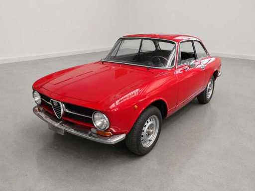 1972 Alfa Romeo GT 1300 Junior Bertone | Italian Classic Coupe