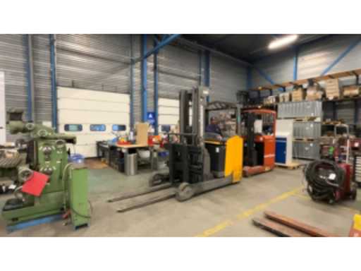 32573bc9-ac9b-4397-8985-7ea3cdea65e4.mp4