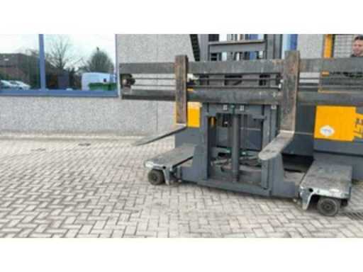 c2fe0e96-6a44-4b84-89d7-bb617237fcb3.mp4