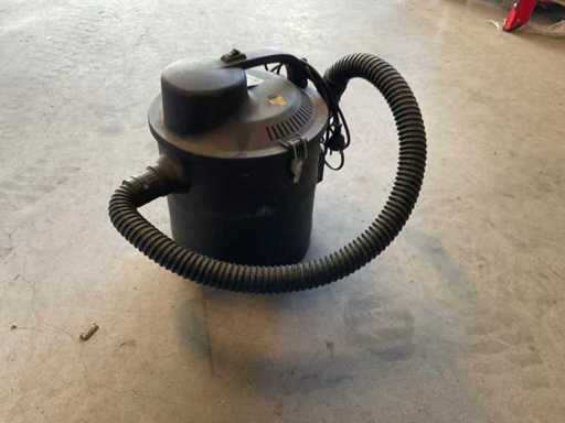 Aspirator cu cenușă