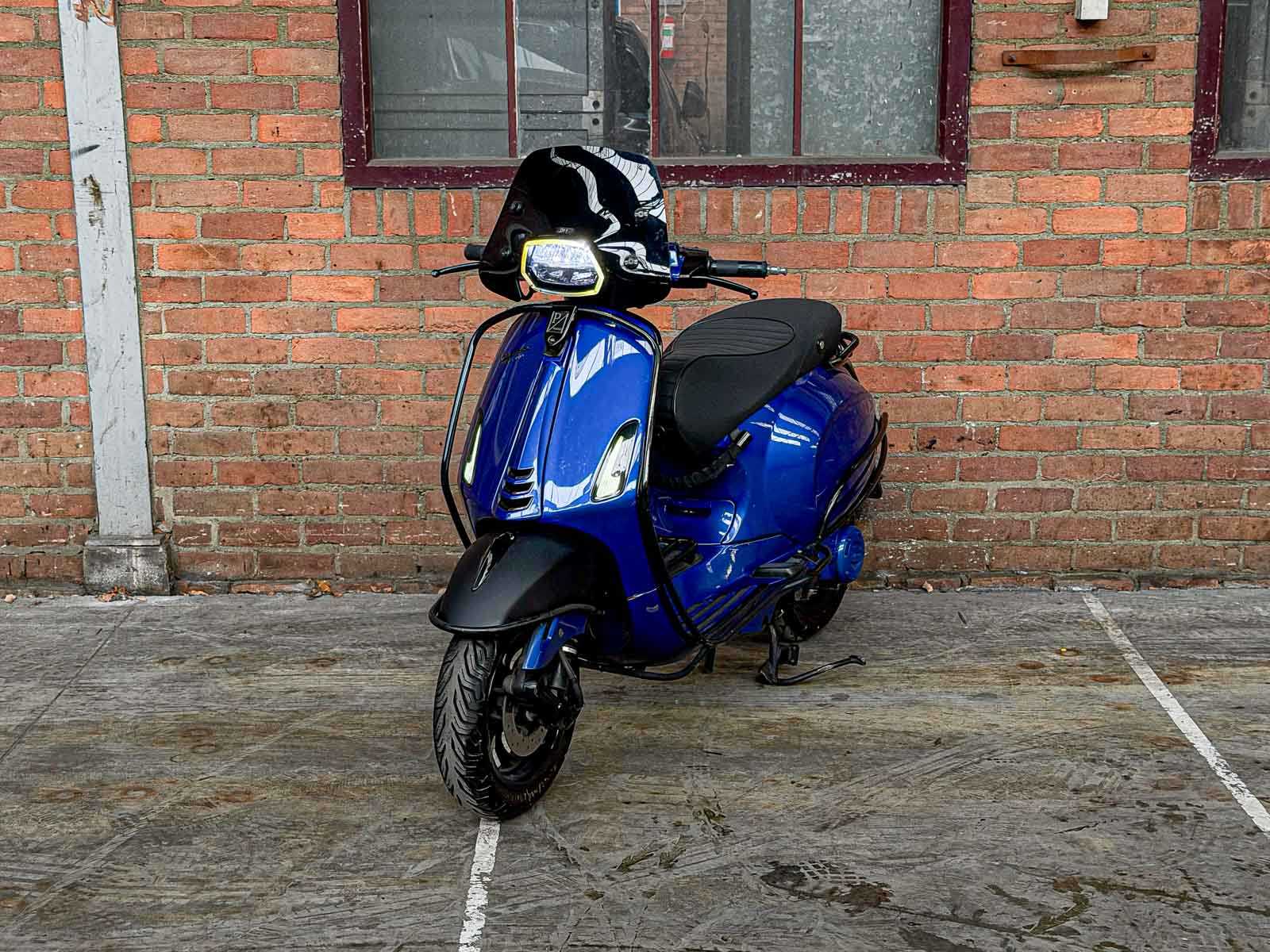 Piaggio Vespa Sprint 4T Sport -CUSTOM- Roller, DSB-10-K
