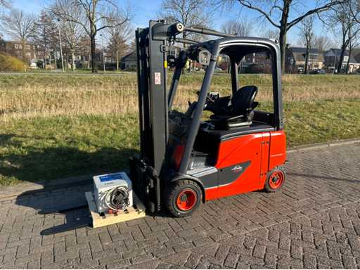 2019 Linde E20PH-03 Forklift