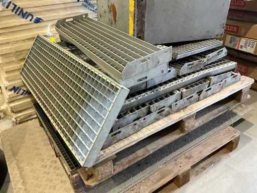 Verzinktes Treppenprofil (25x)