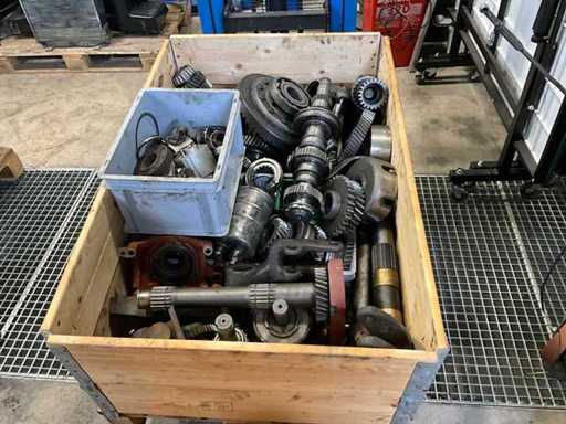 Steyr 8165 / 8180 SK2 lot mixte de tribétiles