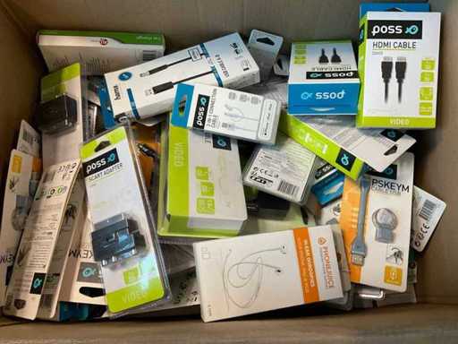 FiFO and Poss and Green Mouse - earpiece, charger, charging cable, optical cable, VGA (100x)