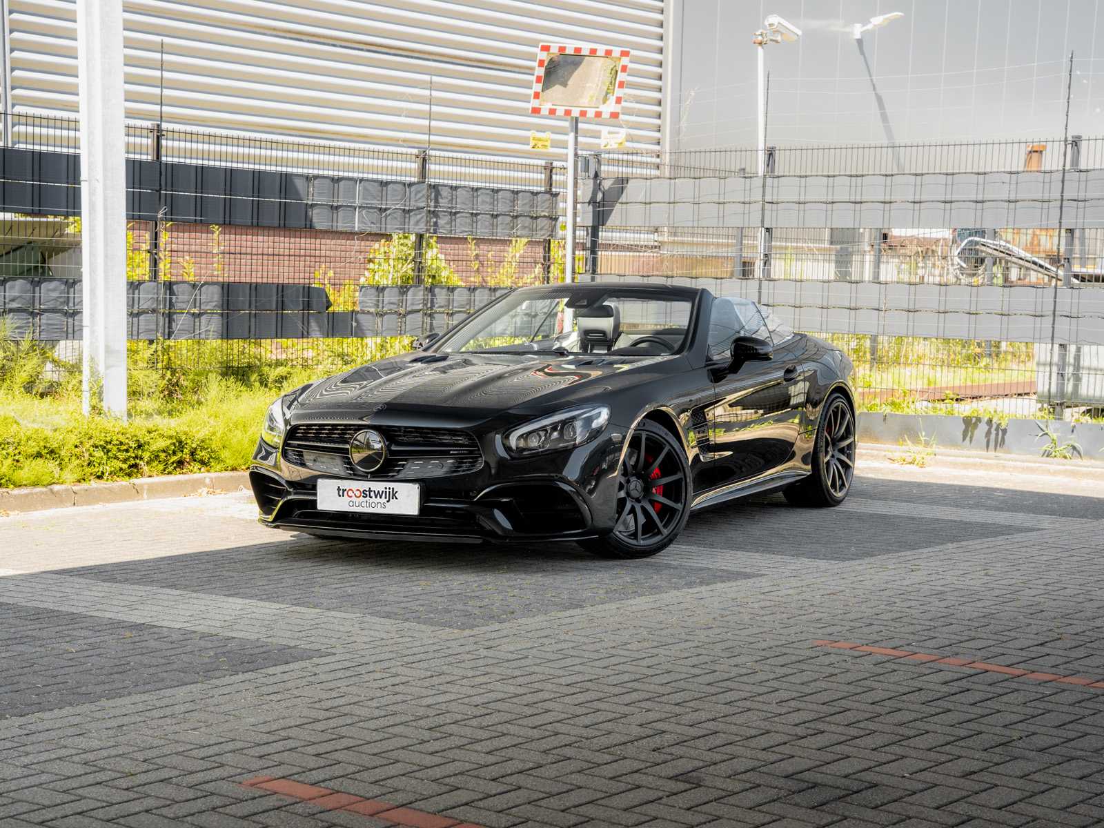 Luxury, sports and classic cars te Tiel