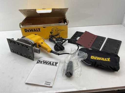 DeWalt - DW636-QS - Sander