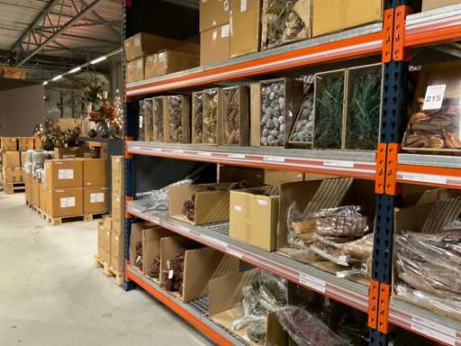 Lotto di materiali decorativi