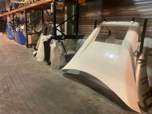 Large batch of MAN roof spoiler accessories