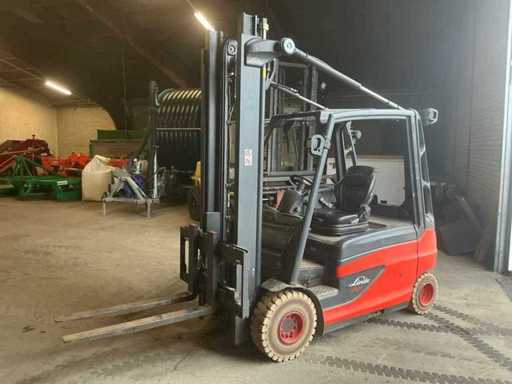 2016 Linde E30L-01 Forklift