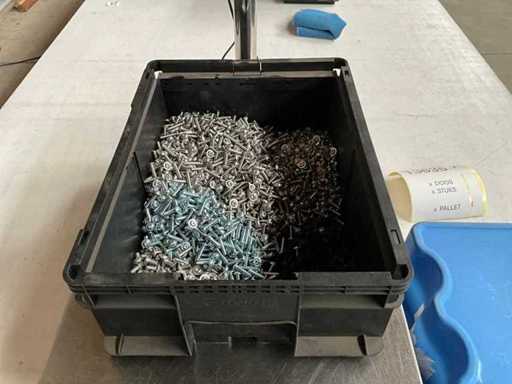 Würth 7,52 kg Fixations variées dans un contenant empilable