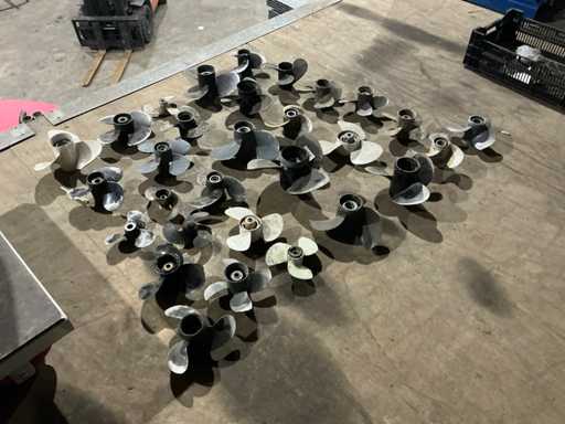 Hélice de bateau (30x)