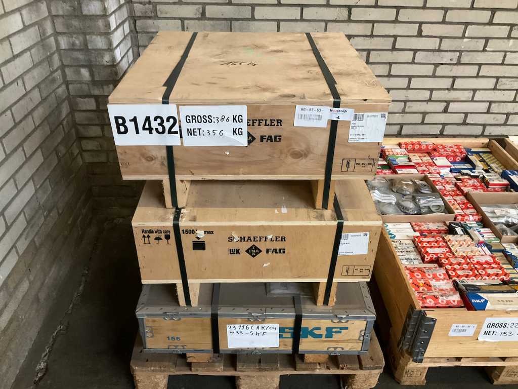 356kg (netto) bearings from FAG / SKF (B1432)