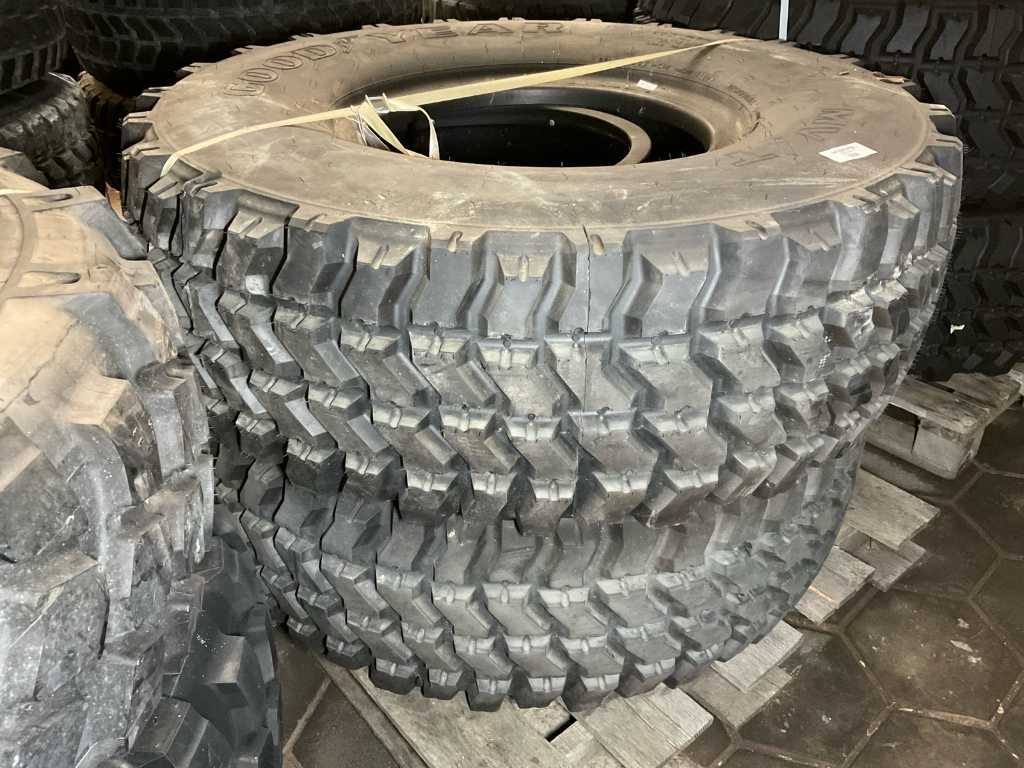 Goodyear Tire (2x)
