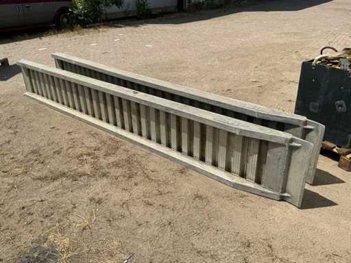 Intracon type VLN Aluminum ramps 500x400