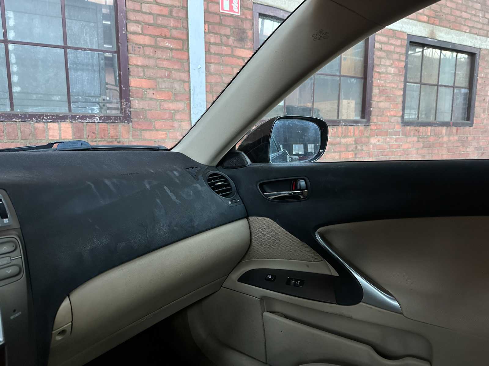 Lexus IS 250 Business 205pk 2006, 61-SP-LK