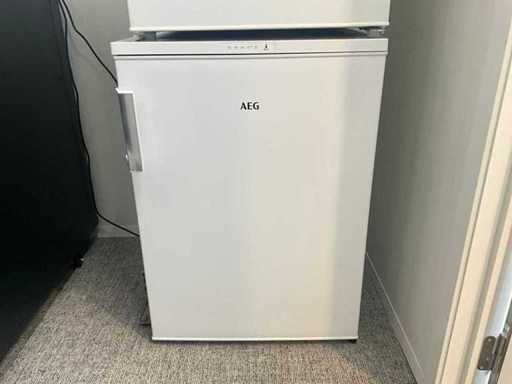 AEG ATB68E7NW Freezer