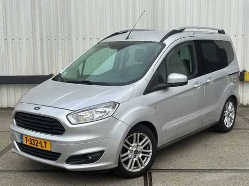 Ford Tourneo 5 seater Courier Titanium. T-332-LT
