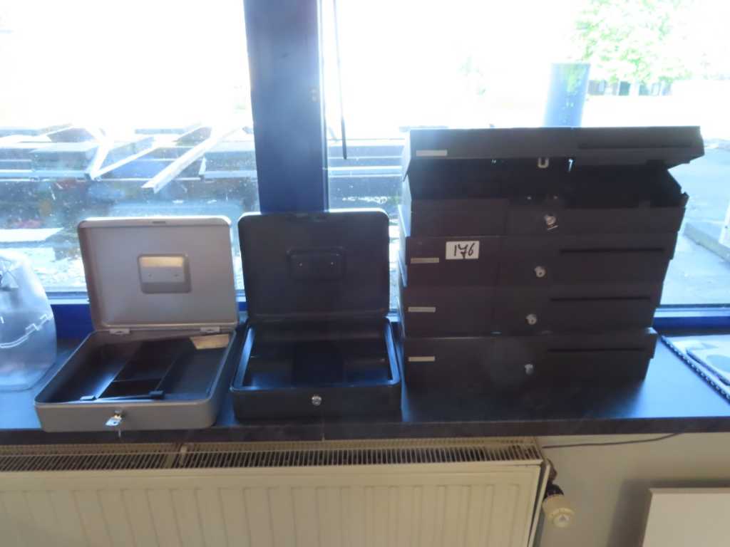 Post cash drawers and cash boxes, 6 items