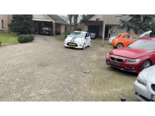 afd3b151-80bc-4876-a91f-0e128595cc20.mp4