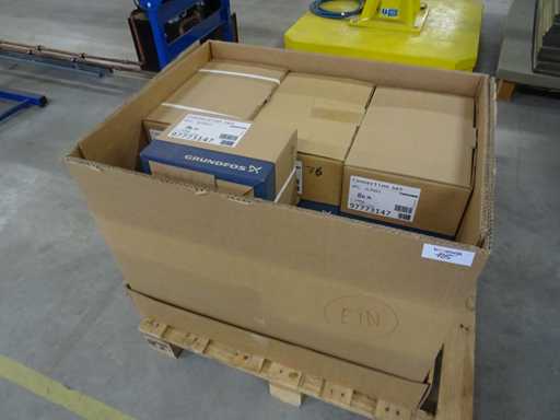 Grundfos - UPS Alpha2 - Connector (950x)