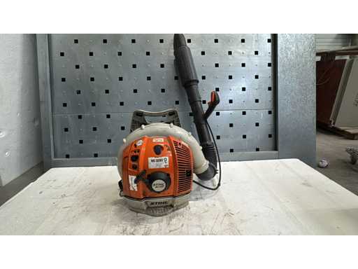 Stihl BR 500 Blattbläser