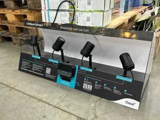 Expoziția magazinului Oase LunAqua Connect Light Spot