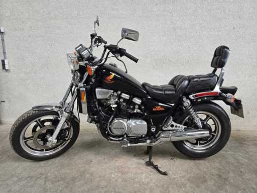 Honda - Chopper - VF 750C Magna - Motocicletă ml09gn