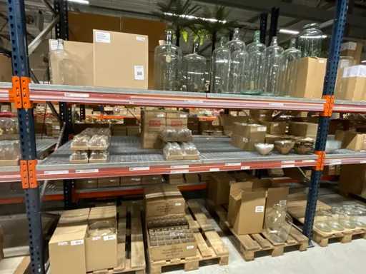 Batch of glass vases